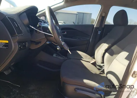 2017 Kia Rio Lx z USA, uszkodzony, nr VIN KNADM4A37H6047960